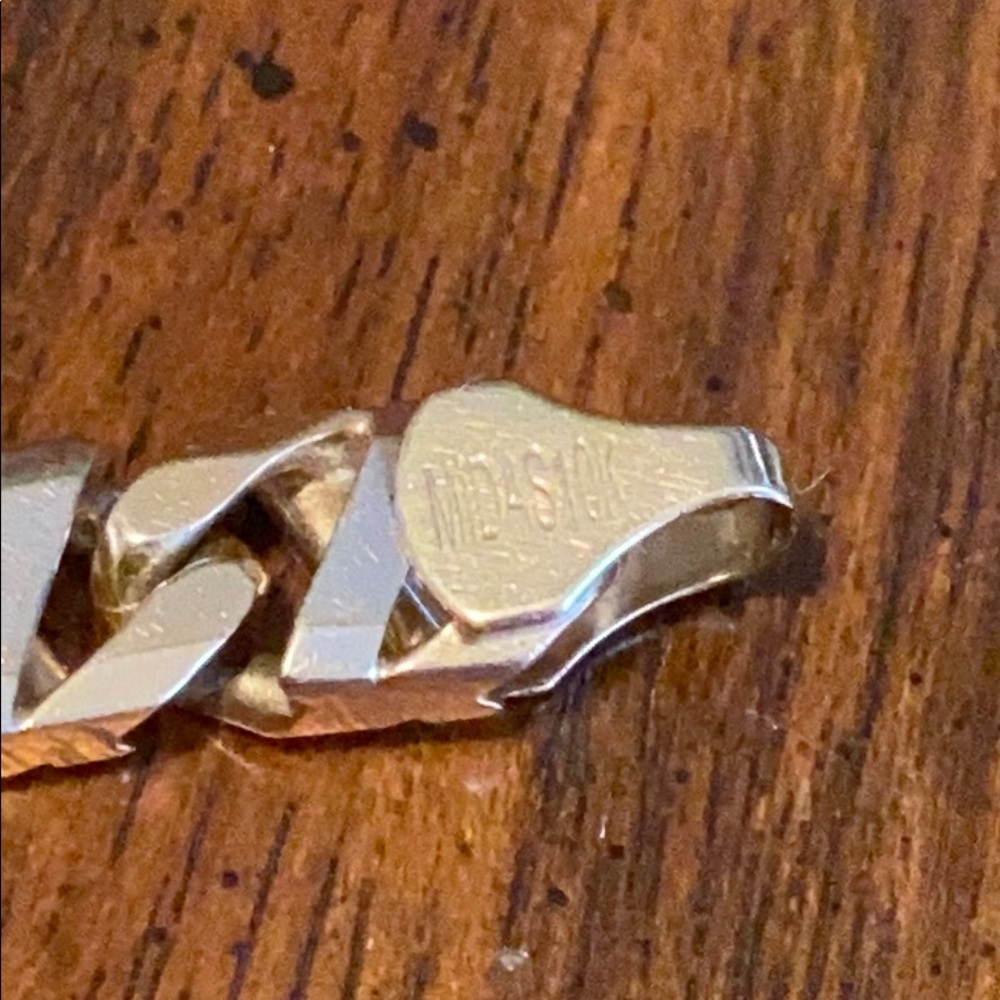 Gold chain - Picture 2 of 5